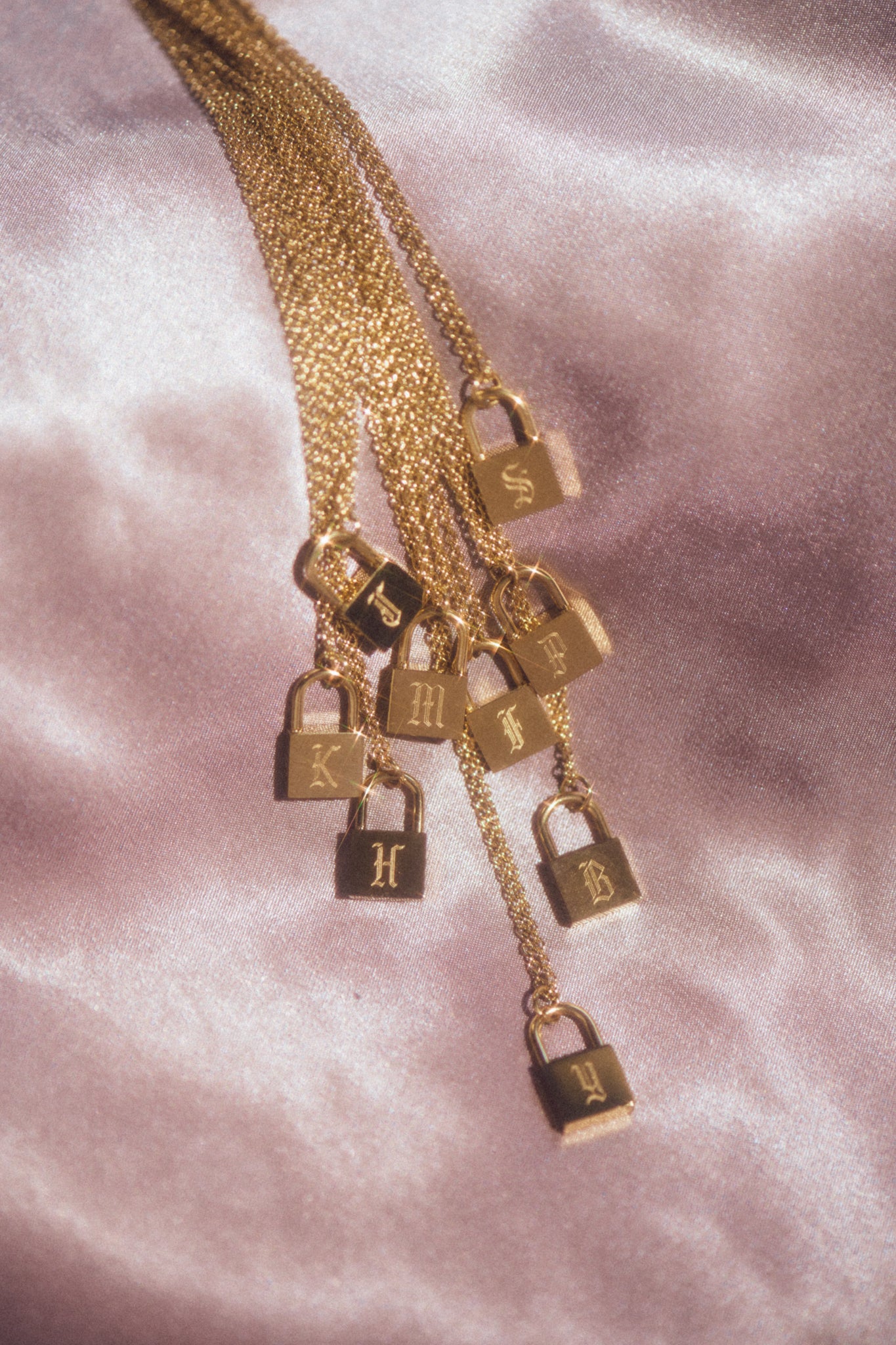 Custom Initial Lock Necklace - timesreel